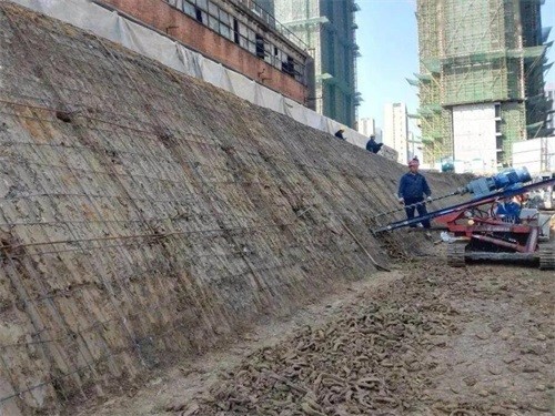 秦淮建筑边坡支护